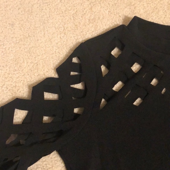 BRAND NEW trendy black cut out top / blouse - Picture 3 of 3